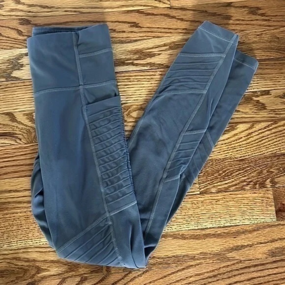Athleta Gray Moto Style Leggings, Small
